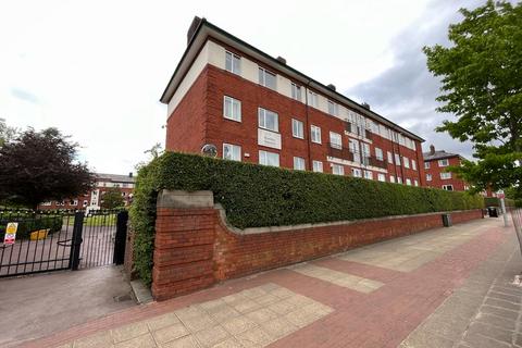 2 bedroom flat to rent, Kielder Square, Salford, M5 4UW