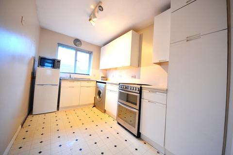 1 bedroom flat to rent - Firs Close, Mitcham CR4