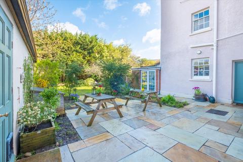 5 Cotham Road, Bristol, BS6 6DG