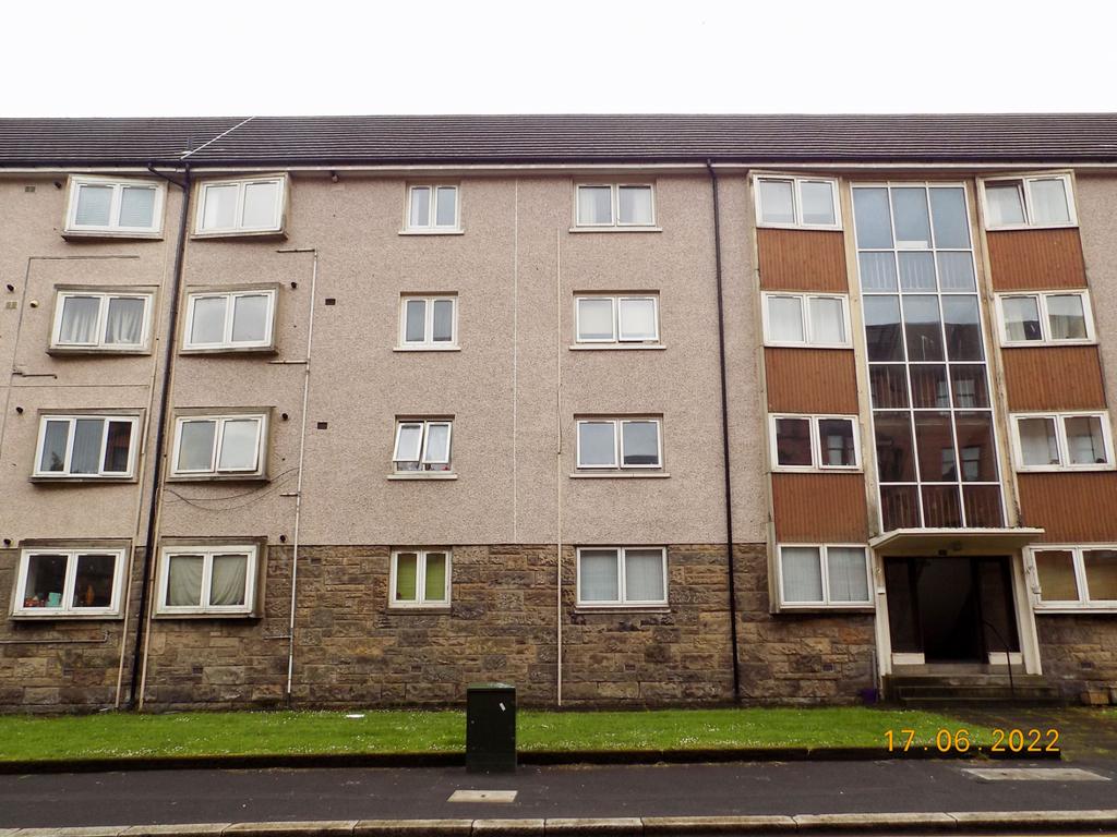 One Bedroom Traditional Top Floor Flat