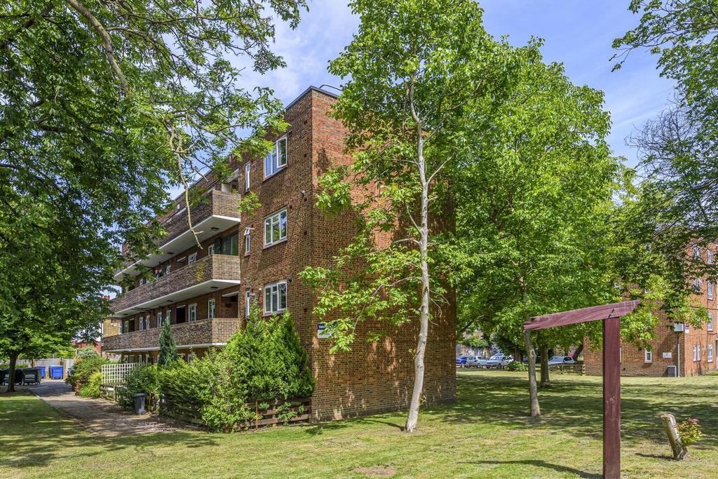 Perry Vale, Forest Hill 2 bed flat £275,000