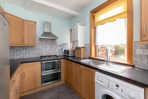 8 Boswall Gardens, Edinburgh, EH5 2BN