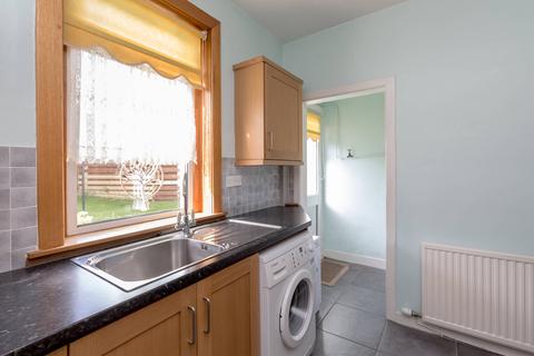 8 Boswall Gardens, Edinburgh, EH5 2BN