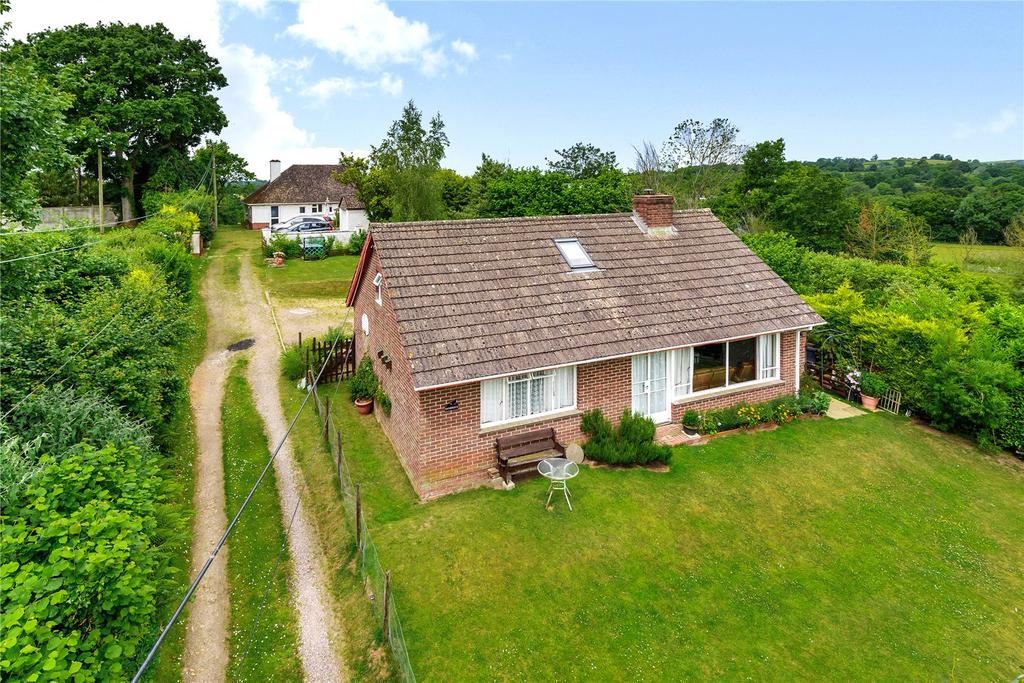 Mill Lane, Alfington, Ottery St.... 5 bed bungalow £825,000