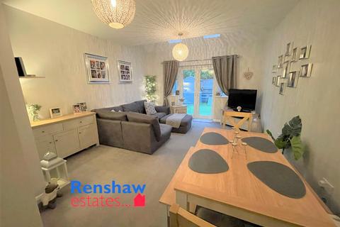 3 bedroom townhouse to rent, Pavilion Court, West Hallam, Derbyshire