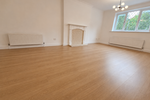 2 bedroom flat to rent, Highthorne Court, Shadwell