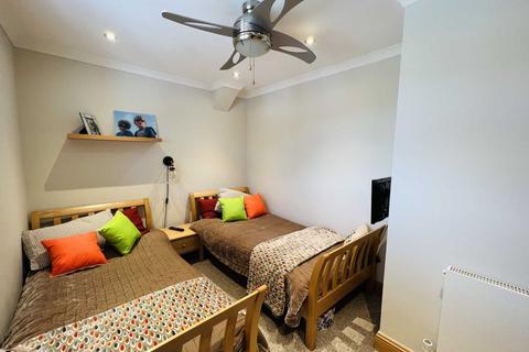25 Fairacres Road, Didcot, OX11 8QG