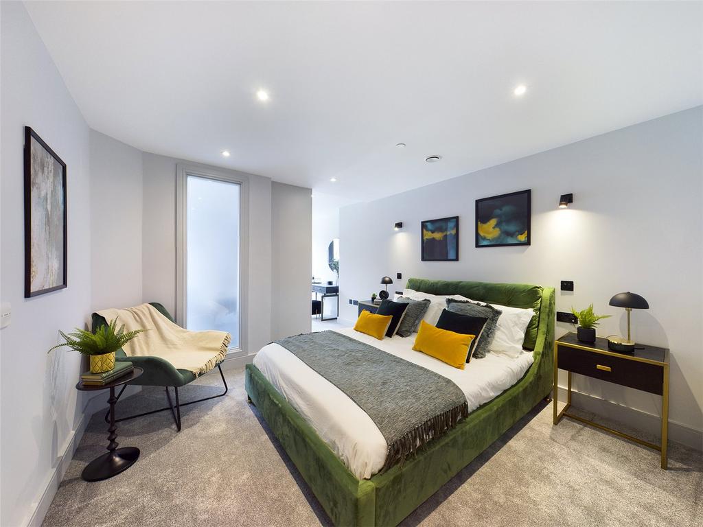 Main Bedroom