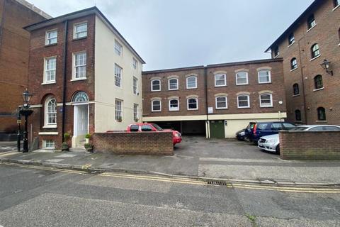 2 bedroom flat for sale, Castle Street, Poole, Dorset, BH15