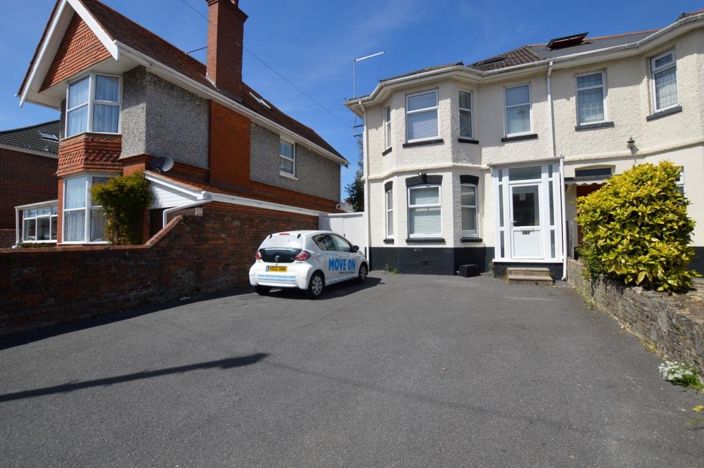 Bournemouth Road, Parkstone, Poole, Dorset, BH14 1 bed in a house share