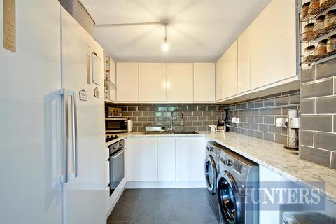2 Perran Walk, Brentford, TW8 0LT