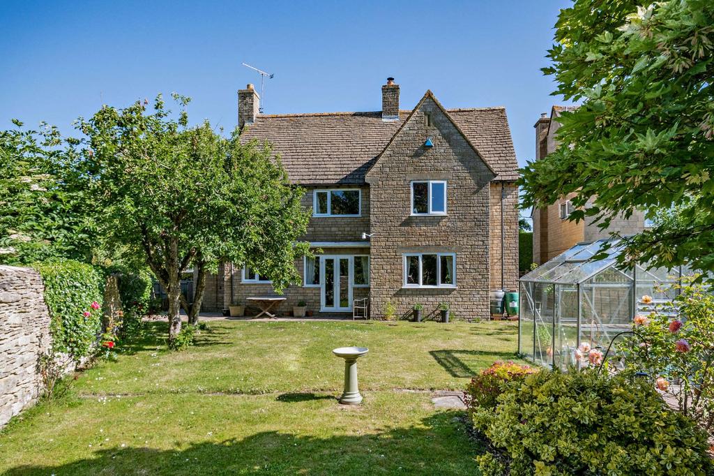 Water Lane, Somerford Keynes... 4 bed detached house £750,000