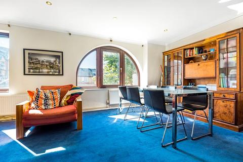 3 bedroom duplex for sale - Codling Close, Wapping E1W 2UX