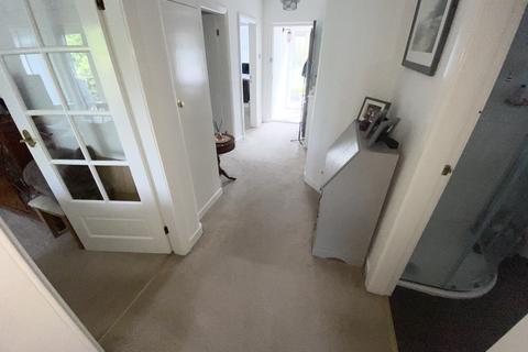 5 Meadow Close, Sutton Coldfield, B74 3JE