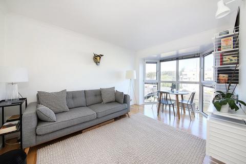 1 bedroom apartment for sale, Princes Court, Surrey Quays, SE16