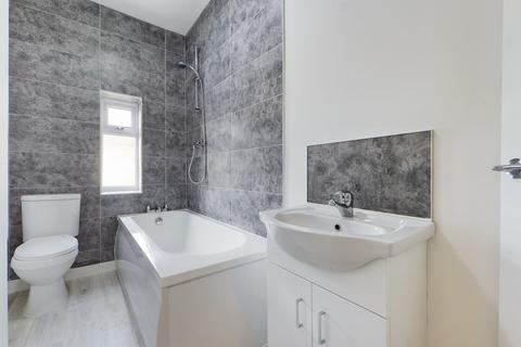 3 bedroom terraced house to rent, Princess Road, Goldthorpe