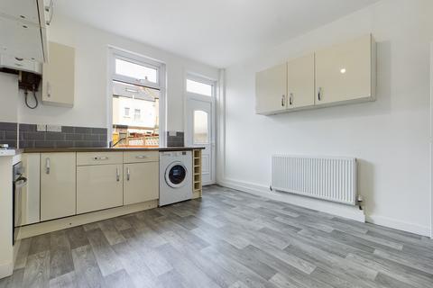 3 bedroom terraced house to rent, Princess Road, Goldthorpe