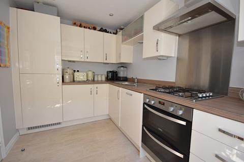 3 bedroom semi-detached house for sale - Dairy House Close, Rochdale, OL16 4GB