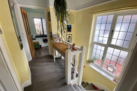 38a Nightingale Road, Carshalton, SM5 2EL