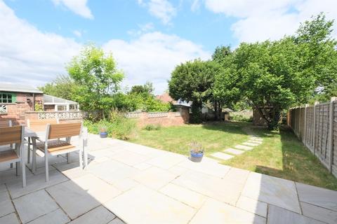 37 Warren Road, Orpington, BR6 6JF