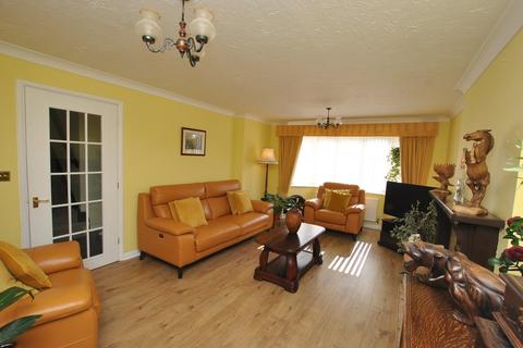 56 Arundel Close, Randlay, Telford, TF3 2LX