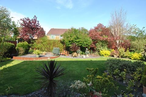 56 Arundel Close, Randlay, Telford, TF3 2LX