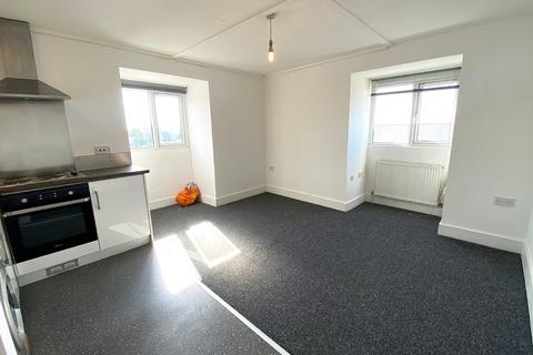 2 bedroom apartment to rent, Havant Road, Drayton, Portsmouth