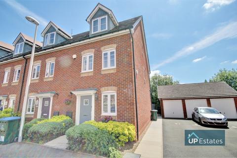 4 bedroom end of terrace house for sale - Coopers Meadow, Keresley End