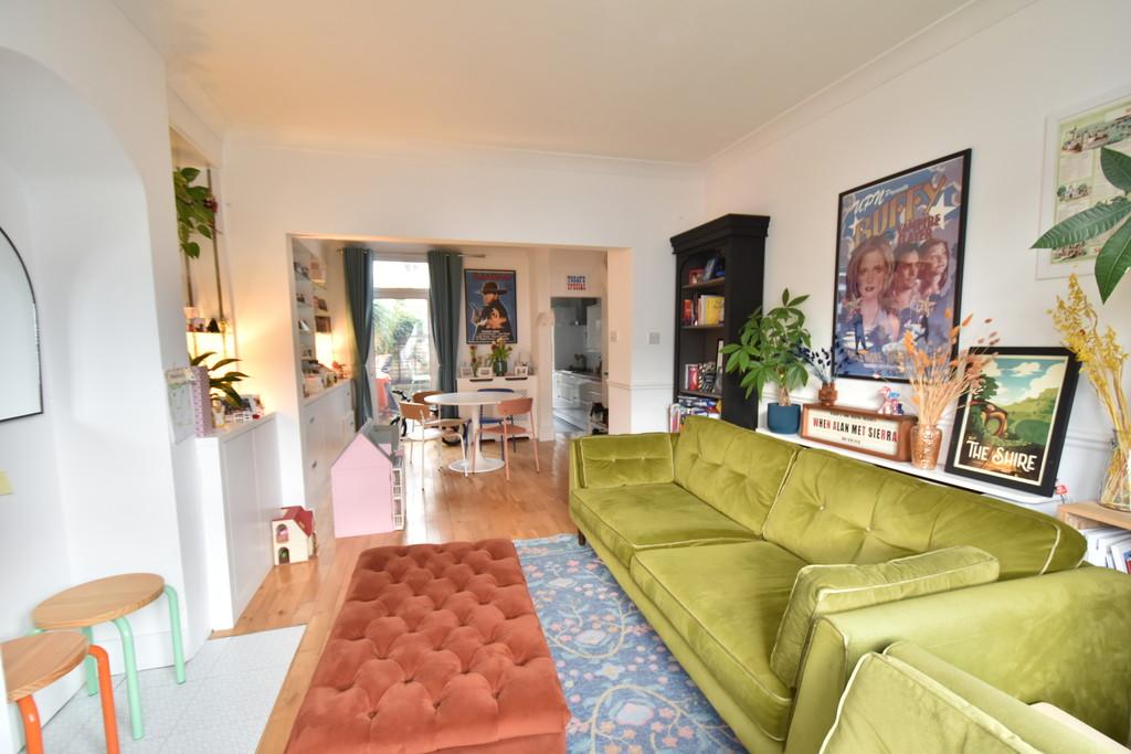 Living room dining room