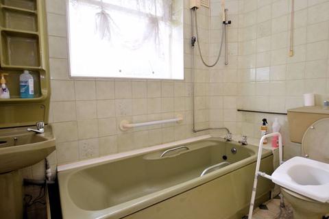 43 Fleming Road, Quinton, Birmingham, B32 1NB