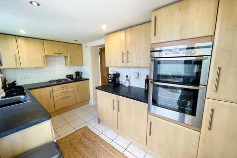 2 bedroom cottage for sale - Whitleigh Avenue, Plymouth, PL5