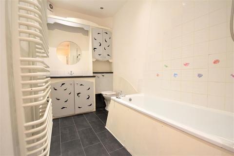 Flat 40, Astra Court West Astra Close, Hornchurch, RM12 5NJ