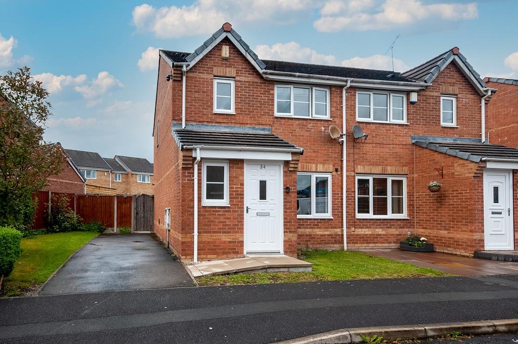 Viscount Road, Padgate, Warrington, WA2 3 bed semidetached house £195,000