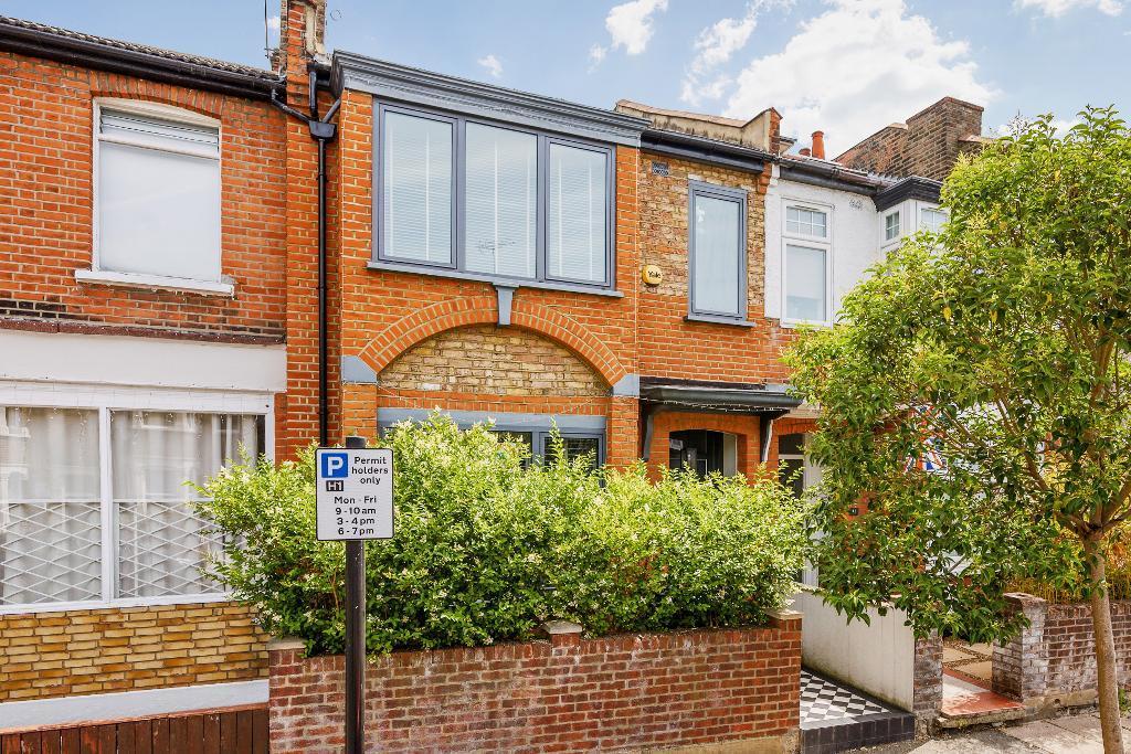 Half Acre Road, Hanwell, London, W7 3JH 4 bed terraced house £2,800