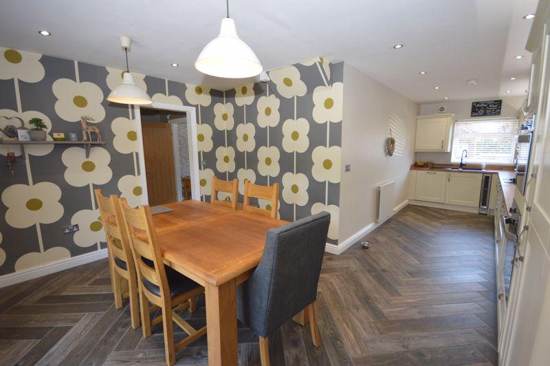 Cowan Way, Widnes 4 bed semidetached house for sale £274,000