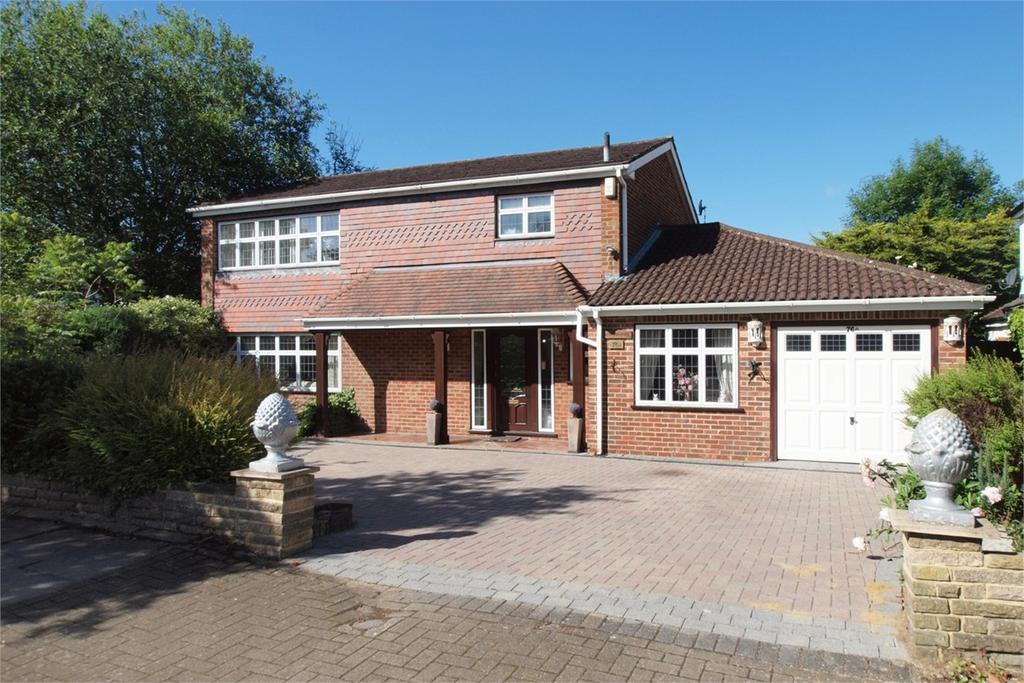 Elwill Way, Park Langley, Beckenham, BR3 3 bed detached house £1,000,000