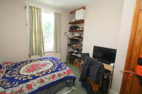 3 bedroom maisonette for sale - Gresham Road, Gresham Road, Staines, TW18