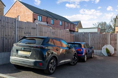 20 Mill Field Way, Aveley, South Ockendon, RM15 4ET