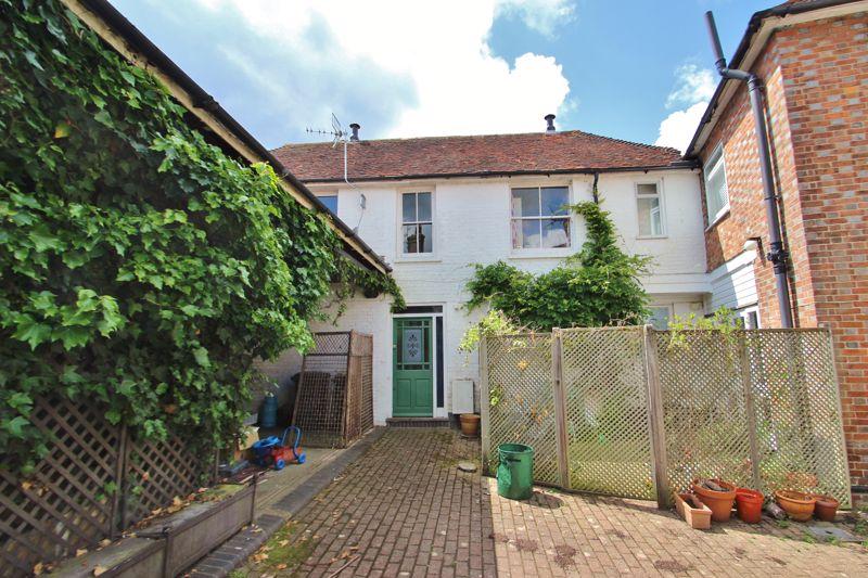 Church Road, Rotherfield 2 bed terraced house for sale £300,000