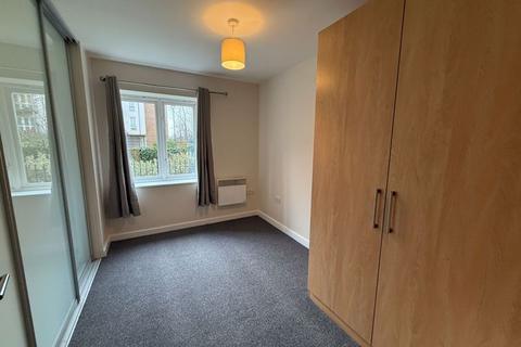 2 bedroom apartment to rent, Lexington House, Park Lodge Avenue, West Drayton, UB7