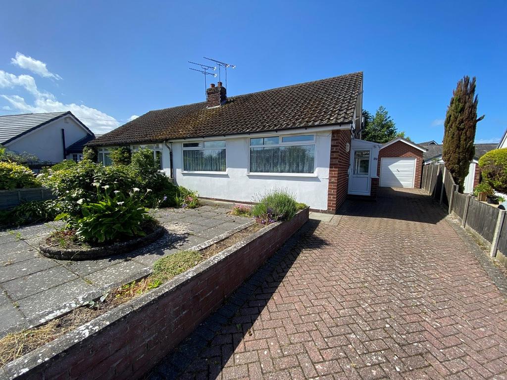 Marina Road, Formby, Liverpool, L37 3 bed semidetached bungalow £240,000