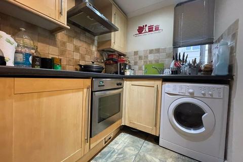 1 bedroom flat for sale - Clarence Street, Swindon