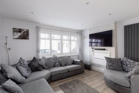 3 bedroom terraced house for sale, Homesdale Road, Bromley,