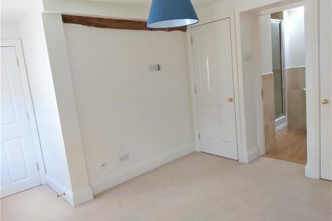 2 bedroom flat for sale, High Street, Chipping Norton