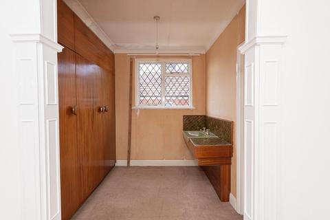 16 Chadacre Road, Epsom, KT17 2HE
