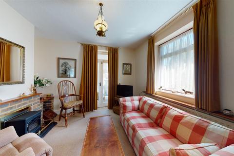 65 Rough Common Road, Rough Common, Canterbury, CT2 9DQ