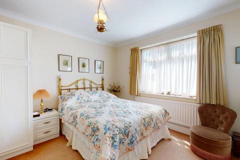 65 Rough Common Road, Rough Common, Canterbury, CT2 9DQ
