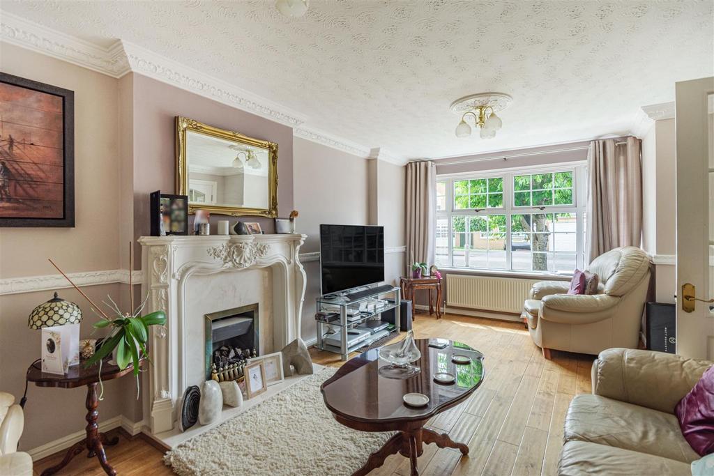 8509680-interior13.jpg