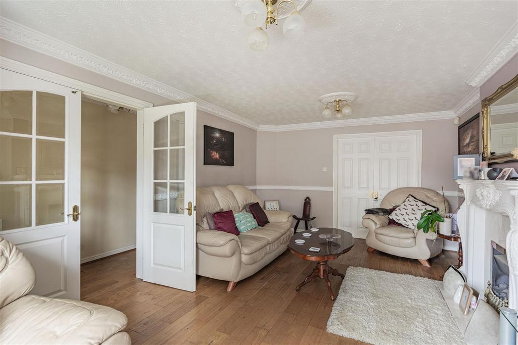 8509680-interior14.jpg