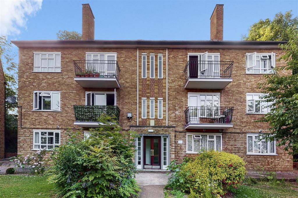 14 Elmwood Court - SVnrg A4rhc9 Zi Zmw PC8 W.jpg
